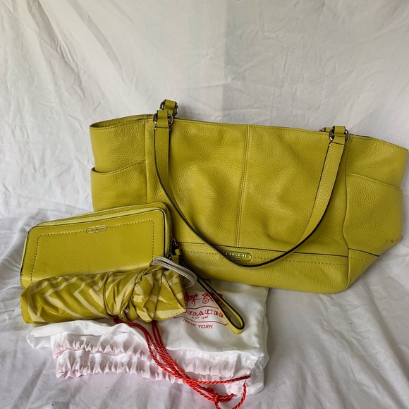 Coach Leather Large Tote Bag Wallet Umbrella Set In Bright Yellow